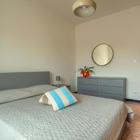 אימפריה Appartamento Di Fronte Alla Pista Ciclabile Con 2 Camere Da Letto E Wifi מראה חיצוני תמונה